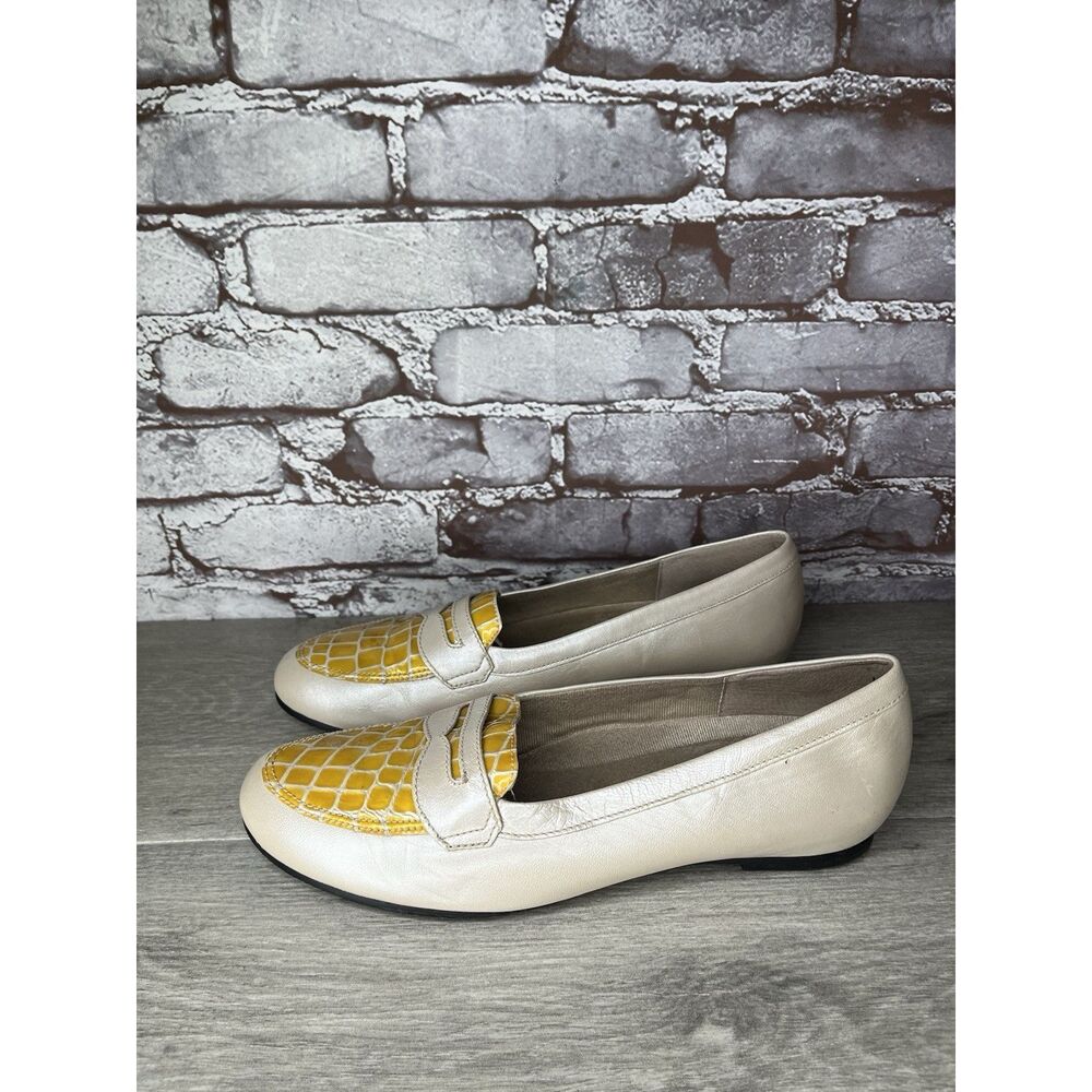 MUNRO Yellow Croc Embossed Pearl Beige Penny Loafers Shoes Women Sz 11M US/42EU - Picture 13 of 16